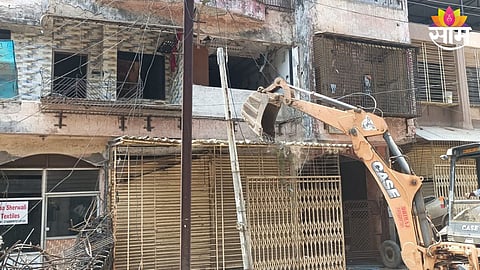 ulhasnagar municipal corporation massive drive against dangerous buildings in city