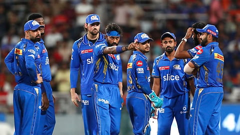 MI vs KKR, Toss Prediction: टॉस ठरेल बॉस! KKR ला हरवण्यासाठी मुंबईने आधी काय करावं?