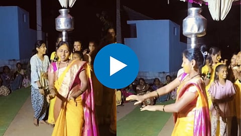 Women Haldi Dance