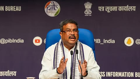 नीट परीक्षेच्या गोंधळानंतर सरकारचं मोठं पाऊल; ७ सदस्यांची समिती, माजी इस्रो प्रमुख करणार नेतृत्व