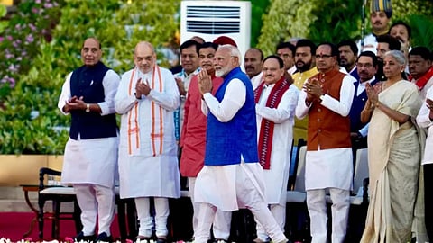 Modi 3 Cabinet Portfolio: एनडीए सरकारच्या मंत्रिमंडळाचं खाते वाटप; नितीन गडकरीसह इतर कोणत्या नेत्याला कोणतं मिळालं खातं? जाणून घ्या संपूर्ण मंत्रिमंडळ