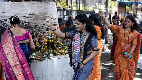 Vat Purnima 2024 Muhurt: यंदा वटपौर्णिमा कधी आहे? जाणून घ्या शुभ मुहूर्त आणि महत्व
