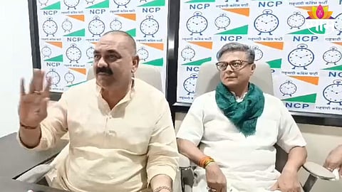 anil patil criticizes eknath khadse on his delhi tour