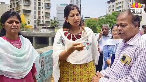 kdmc commissioner indurani jakhar unhappy on drainage cleanliness in kalyan