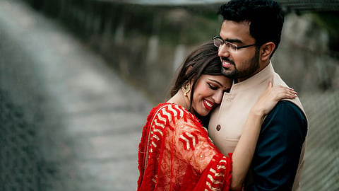Relationship tips: नात्यामधील बॉन्डिंग चांगली आहे का नाही? 'या' पाच गोष्टीतून घ्या समजून