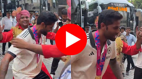 Surykumar Yadav Dance Video: जल्लोष वर्ल्डकप विजयाचा! मायदेशी परतताच सूर्याचा क्रिकेट फॅन्ससोबत भन्नाट डान्स- VIDEO