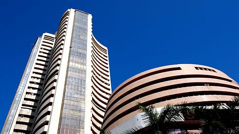 Share Market: अमेरिकेत मंदी,भारतात ब्लॅक मंडे; गुंतवणूकदारांचे लाखो कोटी पाण्यात