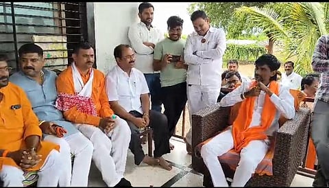 मराठा समाजाच्या आजच्या बैठकीत काय ठरलं? निवडणूक लढवण्याबद्दल 'जरांगे' यांनी दिली महत्वाची माहिती; वाचा