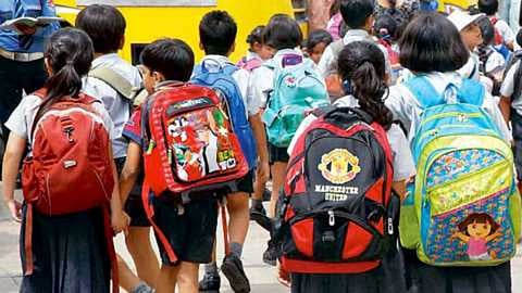 बदलापूरमधील 'ती' शाळा पुन्हा सुरू, पहिल्या दिवशी 25 टक्केच विद्यार्थ्यी उपस्थित