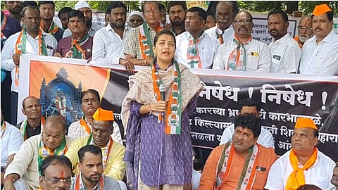 MP Praniti Shinde: सरकार बाहेरून भक्कम आतून पोकळ; राजकोटमधील पुतळा घटनेवरून खासदार प्रणिती शिंदेंची सरकारवर टीका