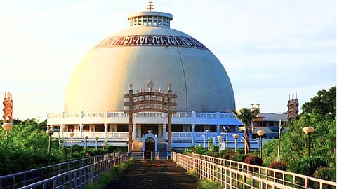 Dhammachakra Pravartan Din : धम्मचक्र प्रवर्तन दिनी नेमकं काय घडलं?