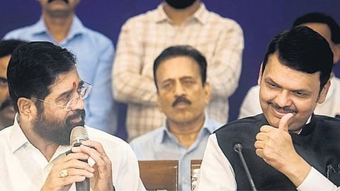 Assembly Election: जागावाटपाचा तिढा मुख्यमंत्री शिंदे आणि देवेंद्र फडणवीसांनी सोडवावा, दिल्ली श्रेष्ठींचा हुकूम