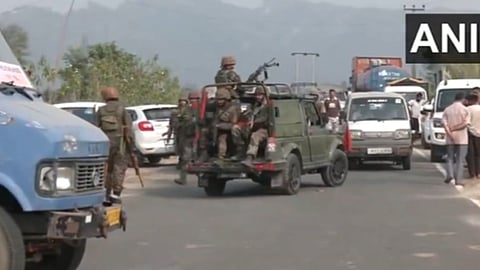 Terrorist Attack: सैन्य दलाच्या ताफ्यावर हल्ला करणाऱ्या ३ दहशतवाद्यांचा खात्मा; सुरक्षा दलाची मोठी कारवाई