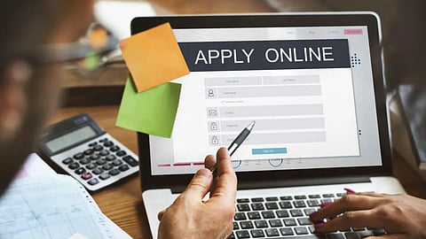 Government Job: राष्ट्रीय महिला आयोगात नोकरीची सुवर्णसंधी; २ लाख पगार; अर्ज कसा करावा?