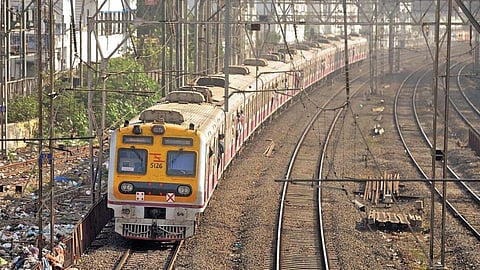 Nashik Railway Crime: रेल्वेत दोन गटात तुफान हाणामारी, बसण्याच्या जागेवरून झालेल्या हाणामारीत एकाचा मृत्यू