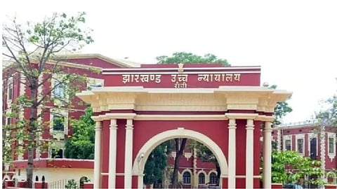 Private Job : सरकारला हायकोर्टाचा दणका! झारखंडमध्ये स्थानिकांना नोकरीत ७५ टक्के आरक्षणाला स्थगिती