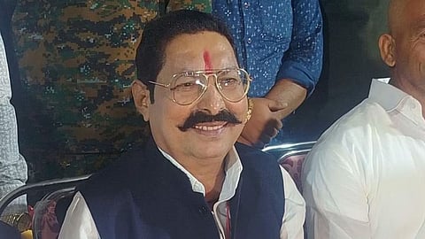 Leader Anant Singh