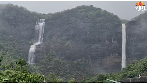 Pandavkada Waterfall: