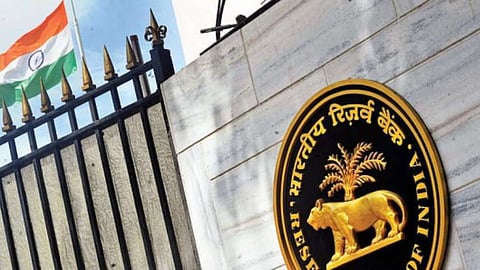 आरबीआयचा सर्वसामान्यांना मोठा दिलासा, आणखी 3 महिने EMI नाही...