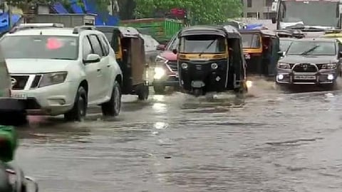 पहिल्याच पावसात मुंबईची तुंबई; महापालिकेचे 273 कोटी पाण्यात