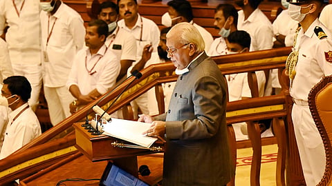 ഗവര്ണര് ആരിഫ് മുഹമ്മദ് ഖാന്