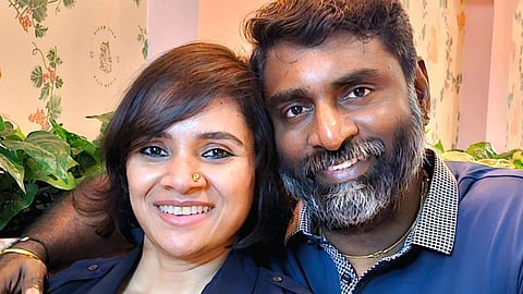 സെന്തില് കുമാറും റൂഹിയും