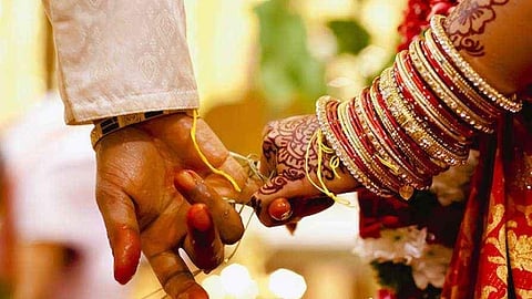 വരന് എത്താതിരുന്നതോടെ വധുവും കുടുംബവും പൊലീസ് സഹായം തേടുകയായിരുന്നു