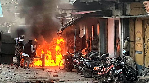 ഹല്ദ്വാനിയിലുണ്ടായ സംഘര്ഷത്തില് നിന്ന്