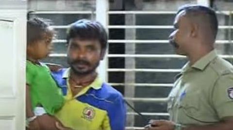 കുട്ടിയെ സ്റ്റേഷനില് എത്തിച്ചപ്പോള്