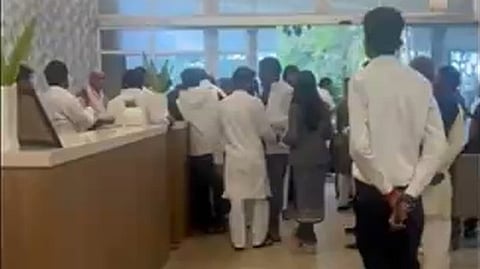 എംഎല്എമാര് റിസോര്ട്ടില്