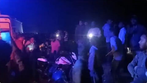 ഝാര്ഖണ്ഡില് ട്രെയിന് ഇടിച്ച് 12 പേര് മരിച്ചു