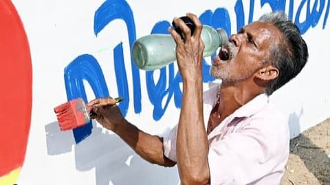 ലോക്സഭാ തെരഞ്ഞെടുപ്പിനുള്ള നാമ നിര്ദ്ദേശ പത്രികകളുടെ സമര്പ്പണം വ്യാഴാഴ്ച മുതല് ആരംഭിക്കും.