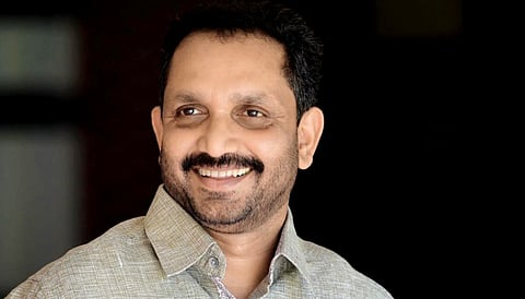 രാഹുല് ഗാന്ധിക്കും ആനിരാജക്കും വയനാട്ടില് ടൂറിസ്റ്റ് വിസയെന്ന് ബിജെപി സംസ്ഥാന അധ്യക്ഷനും മണ്ഡലത്തിലെ സ്ഥാനാര്ഥിയുമായ കെ സുരേന്ദ്രന്.
