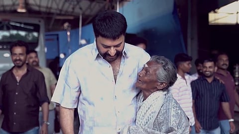 മമ്മൂട്ടി അമ്മാളു അമ്മയെ കണ്ടപ്പോള്