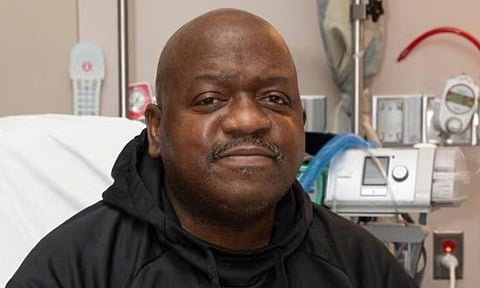 Man who received first pig kidney transplant dies