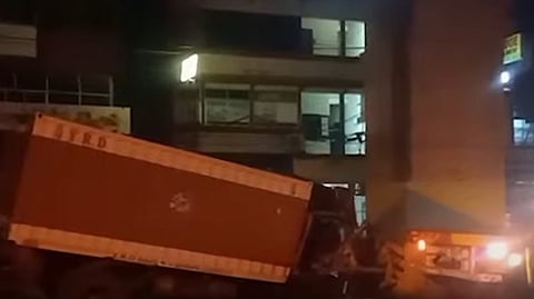 aluva accident