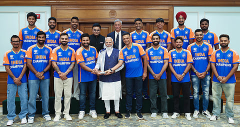 Prime Minister Narendra Modi with Indian cricket team