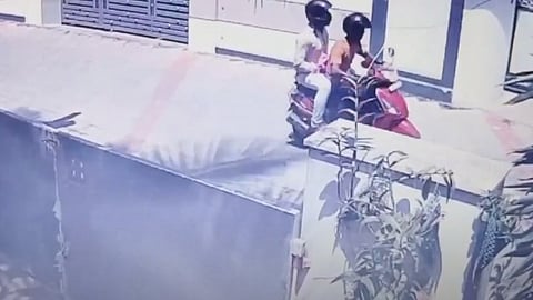 THUMBA BOMB