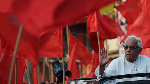 വീഴ്ചയുടെ ചരിത്രസാക്ഷ്യം: ബുദ്ധദേബിനെ ഓര്ക്കുമ്പോള്