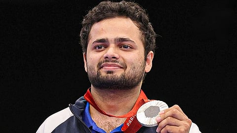 India Shooters lead