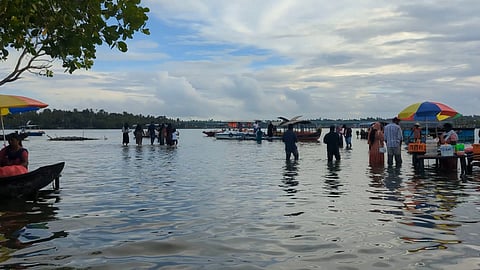 Sambranikodi