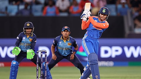 Mandhana and Harmanpreet shine in Sri Lanka target 173 runs
