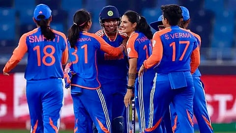 India look to strengthen semis berth