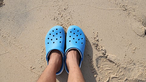 crocs