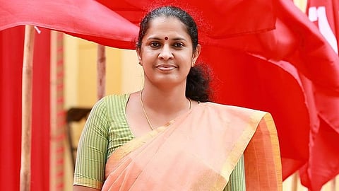 PP Divya