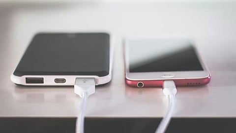 Smartphone overheating frequently? Avoid these common mistakes