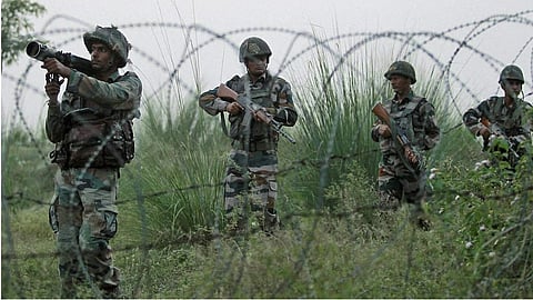 Pak troops continue unprovoked firing along LoC in J-K for 10th day