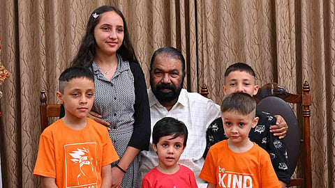 Education Minister V sivankutty hosts a feast for Afghan childrens