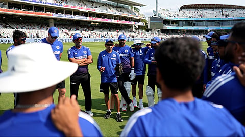 Gautam Gambhir with team members