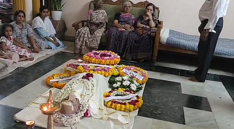 ak rairu gopal